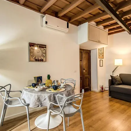4c Colosseo Holidays Apartamento *